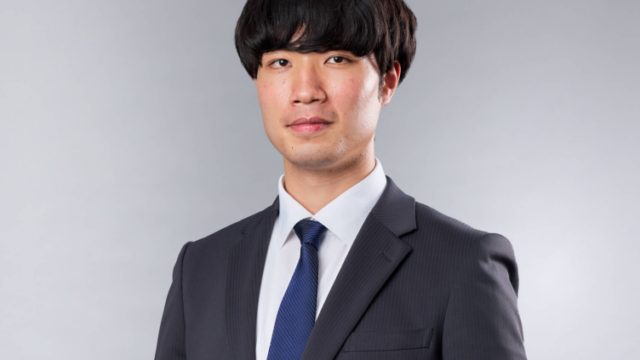 白鳥 魁人