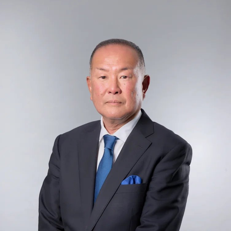 平尾 紳一